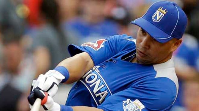 carlos beltran latino.jpg